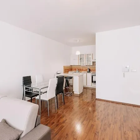 Cozy Urban Heaven Retreat * Bratislava