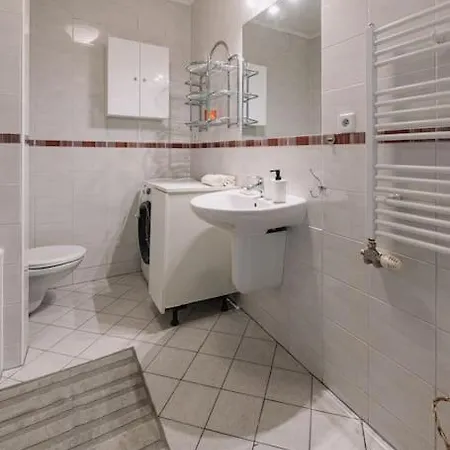 Cozy Urban Heaven Retreat Apartment Bratislava